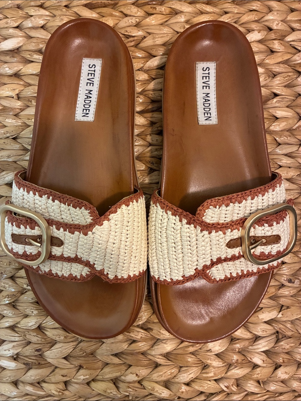 Steve Madden Memphis Cream Woven Slide Sandals with Tan Trim and Gold Buckle 8.5